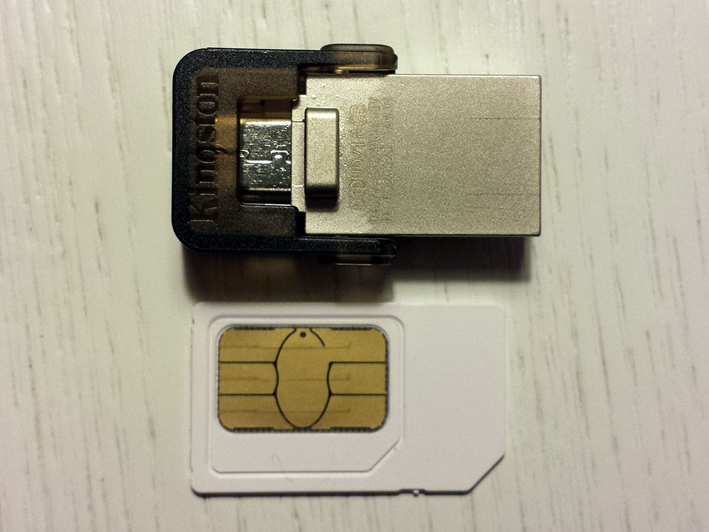 Kingston DataTraveler microDuo