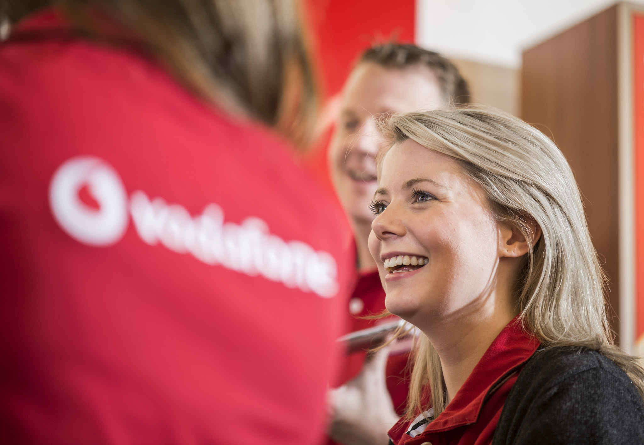 Google And Vodafone News For Customers Between Messages TV And Pixel
